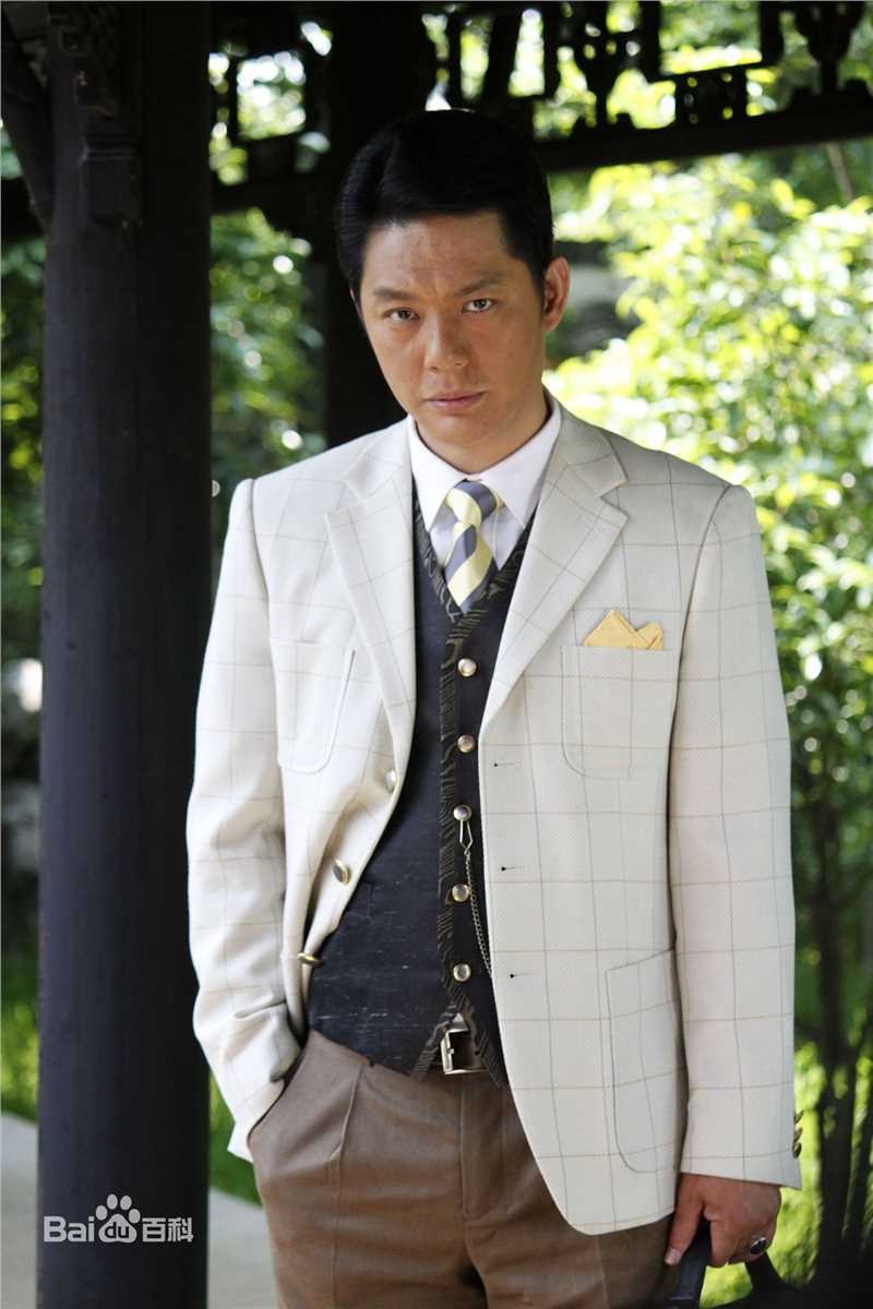 傅程鹏与狼共舞剧照