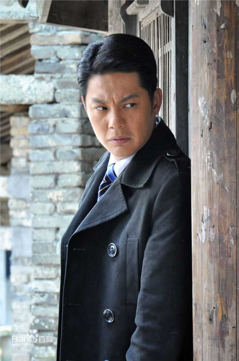 傅程鹏与狼共舞剧照