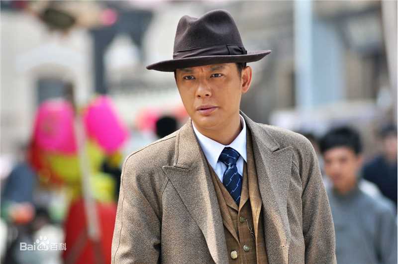 傅程鹏与狼共舞剧照