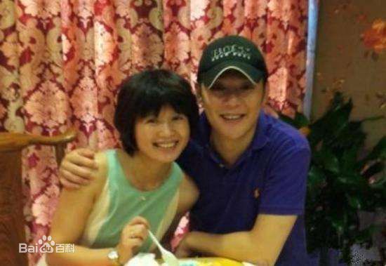 傅程鹏家庭生活照前后照片