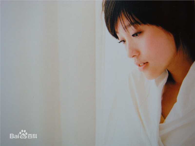 最新金莎(Kym)在《空气》中的图集