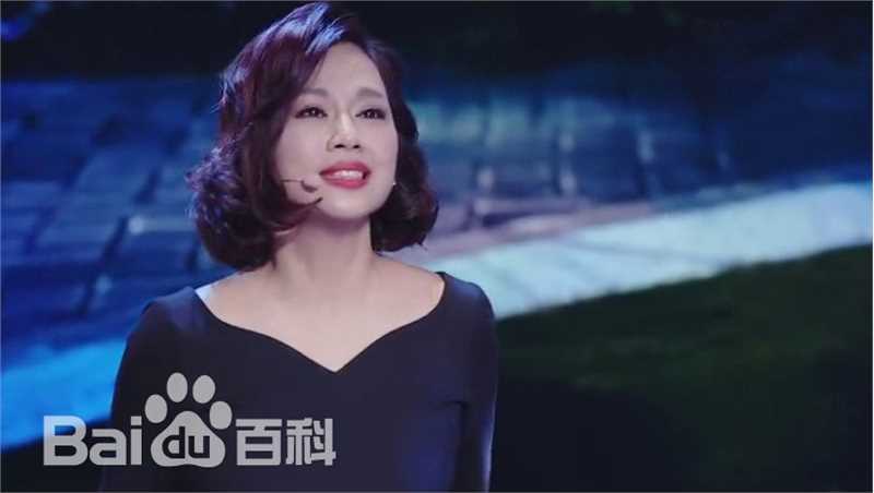 陈松伶(Adia Chan)个人照生活照相册