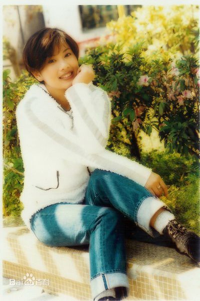 陈松伶(Adia Chan)个人照生活照相册