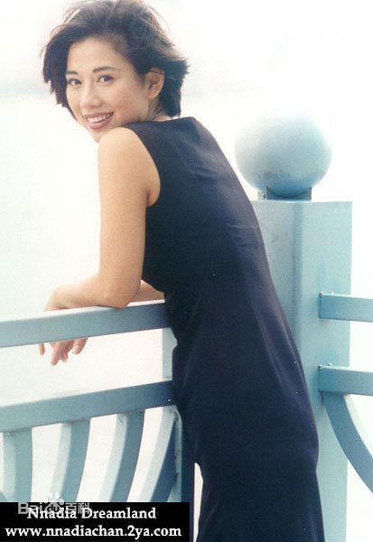 陈松伶(Adia Chan)真人秀前后照片