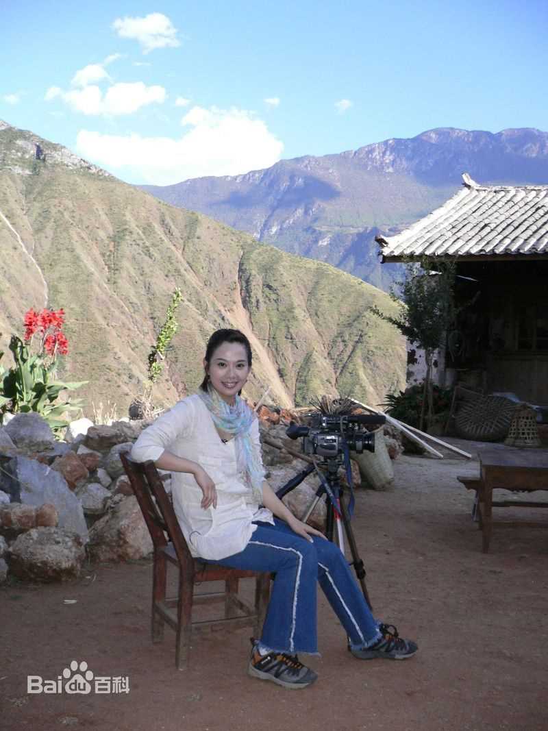 陈松伶(Adia Chan)公益活动生活照