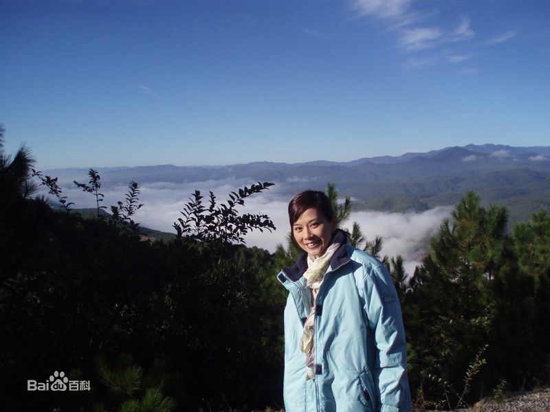 陈松伶(Adia Chan)公益活动生活照