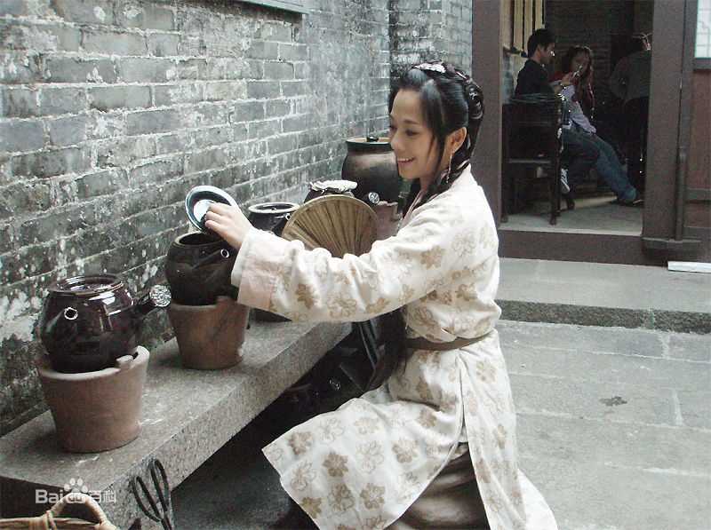 刘添月(YURI，ゆり( 中文百合的意思))玉井传奇剧照