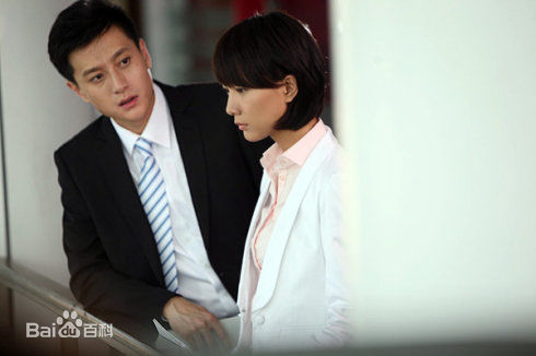 夏凡(Xia Fan)（左）性感图片图集