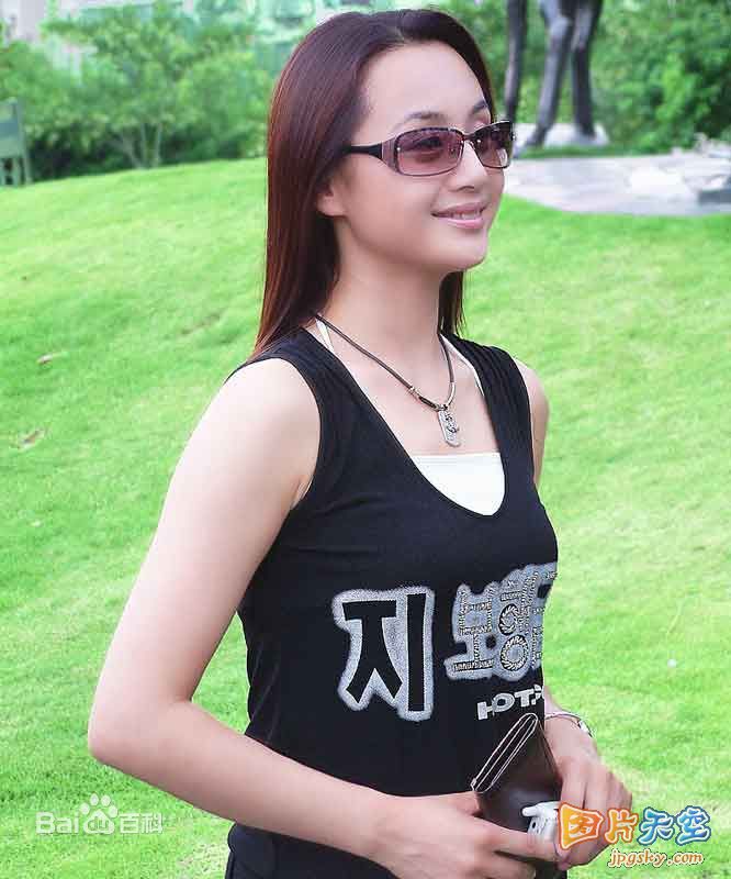 曹颖(Cao Ying)特写前后照片