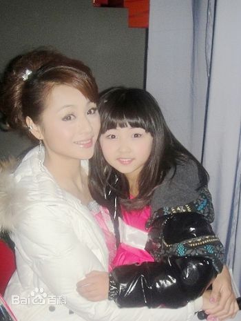 曹颖(Cao Ying)2010年春节晚会图册