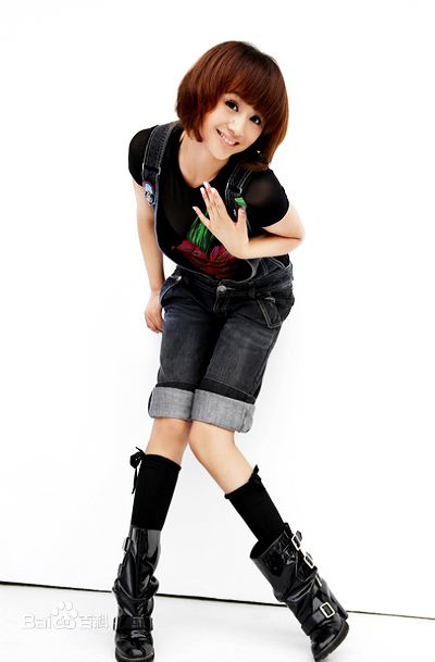 曹颖(Cao Ying)2010年最新造型壁纸壁纸