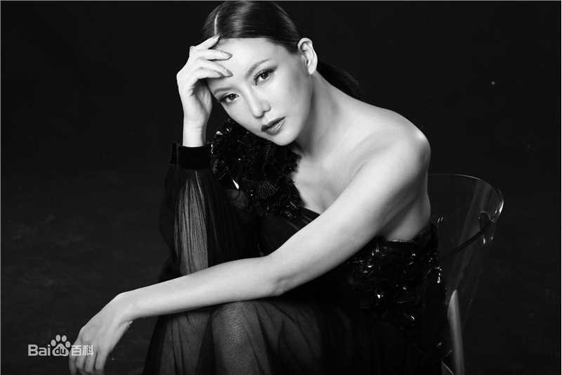 彭丹(Diana Peng)照片素颜照相册