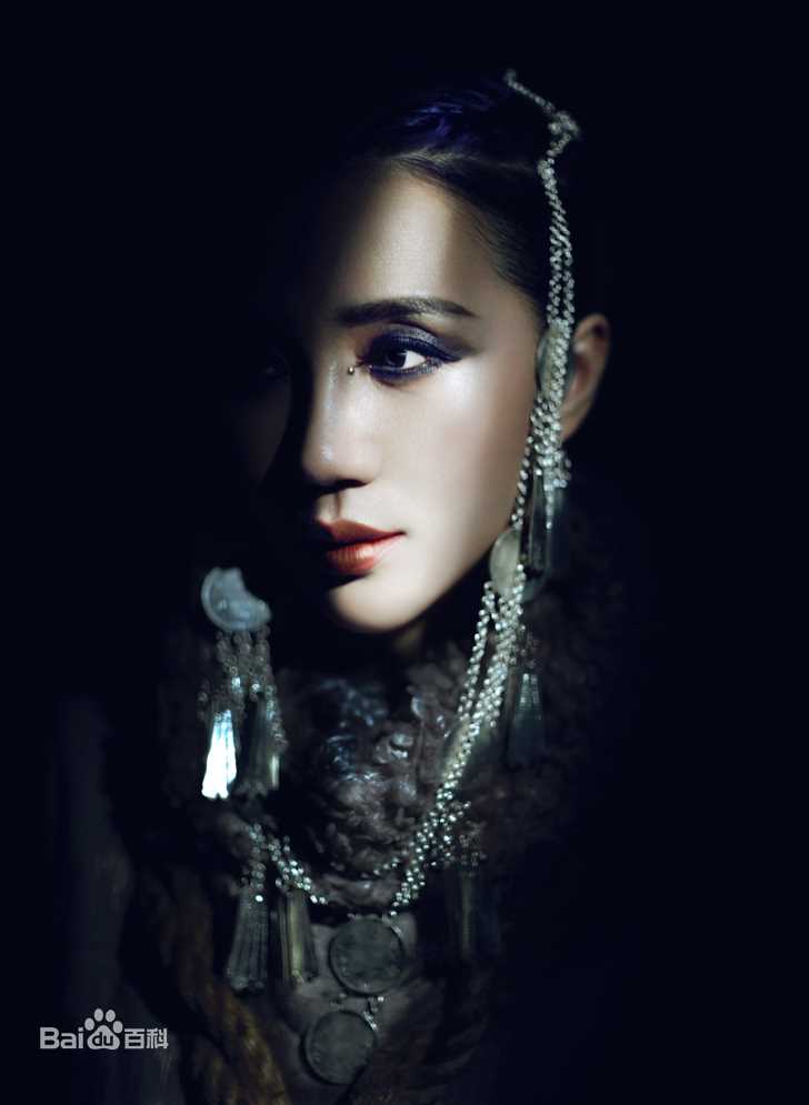 符莹(aduo)死里复活壁纸壁纸