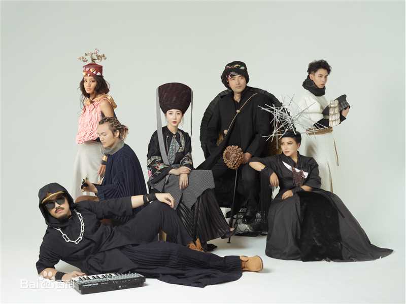 符莹(aduo)阿朵与“生养之地”性感图片图集