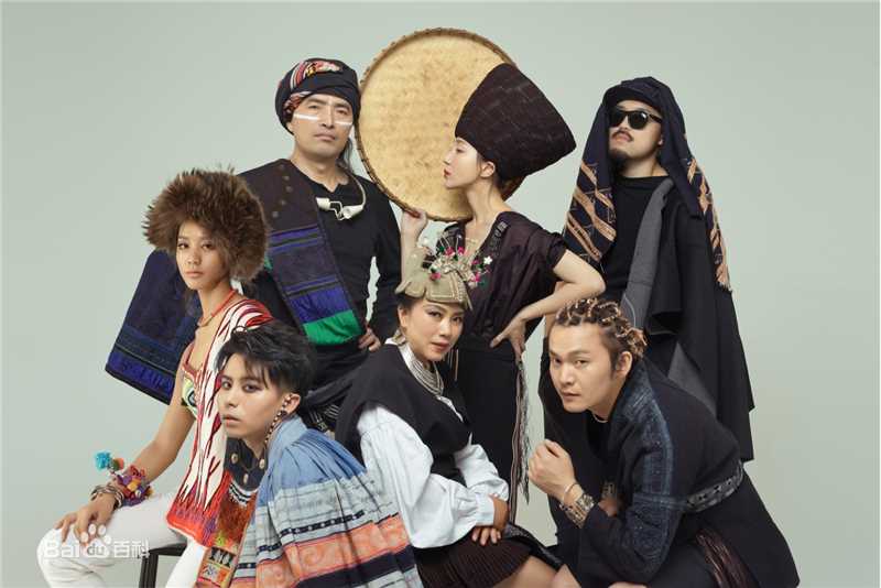 符莹(aduo)阿朵与“生养之地”性感图片图集