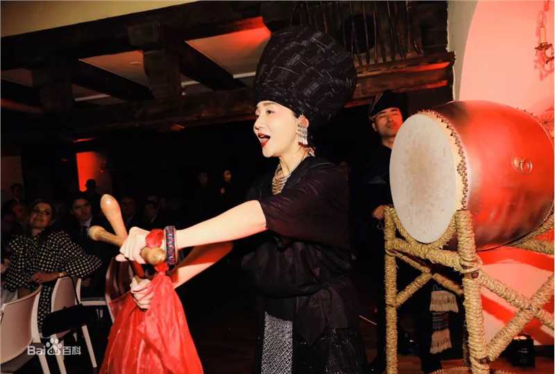 符莹(aduo)达沃斯晚宴与星月盛典壁纸壁纸