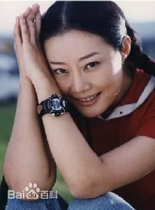 最新张咏荷性感图片