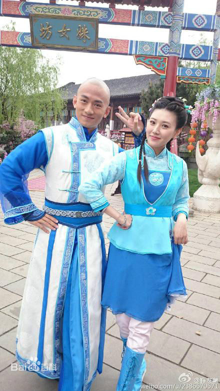 侯梦瑶片场花絮图册