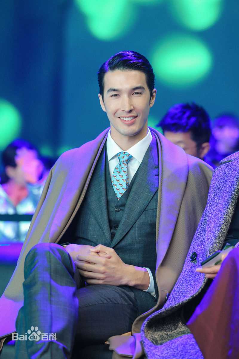 锦荣(Vivian Dawson)公益活动壁纸壁纸