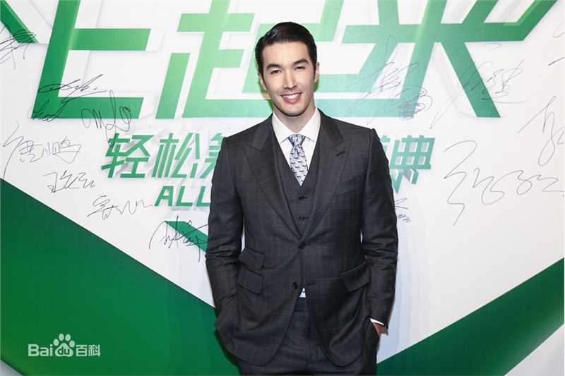 锦荣(Vivian Dawson)公益活动壁纸壁纸