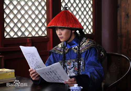 最新张晓龙在《甄嬛传》温实初中的图集