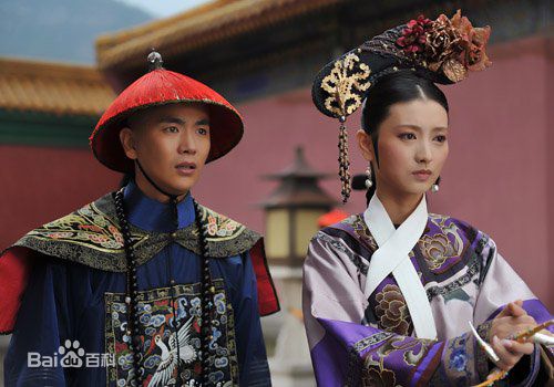 最新张晓龙在《甄嬛传》温实初中的图集