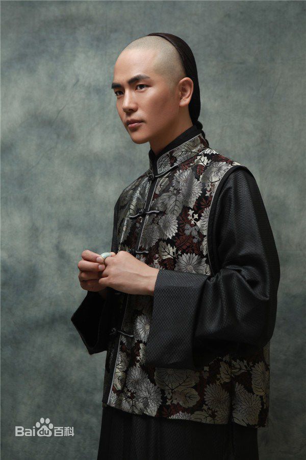 最全张晓龙在《十月围城》李重甲中的壁纸