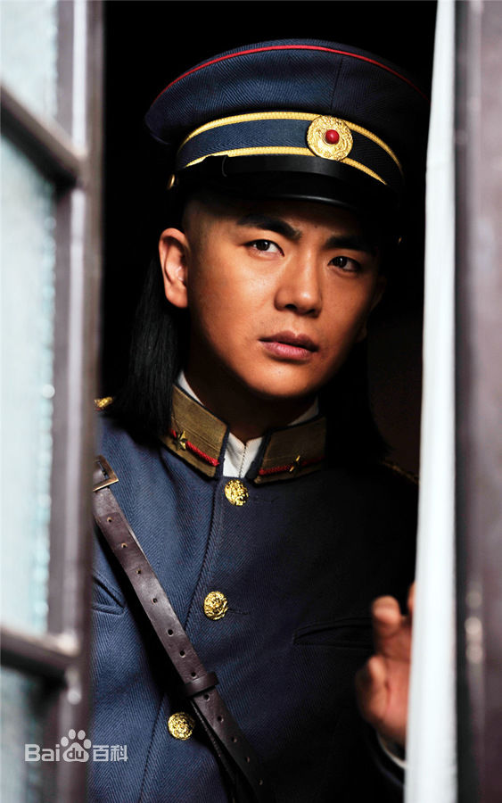 最全张晓龙在《十月围城》李重甲中的壁纸