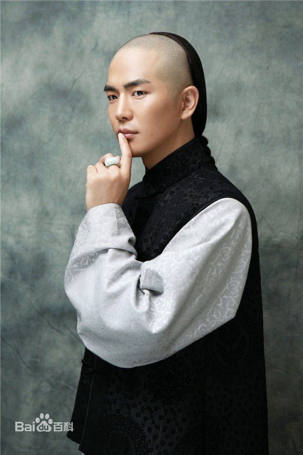 最全张晓龙在《十月围城》李重甲中的壁纸