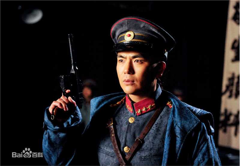 最全张晓龙在《十月围城》李重甲中的壁纸