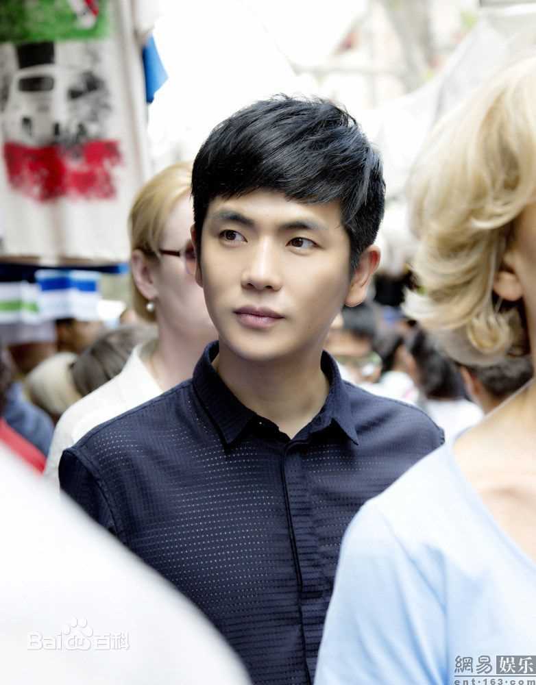 张晓龙意大利米兰行图片图集