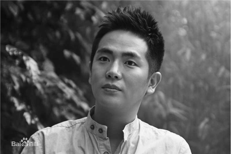 张晓龙宣传照壁纸壁纸