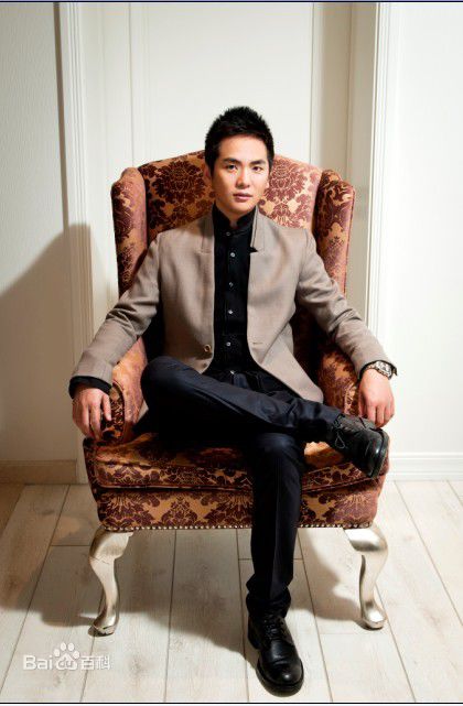 张晓龙宣传照壁纸壁纸