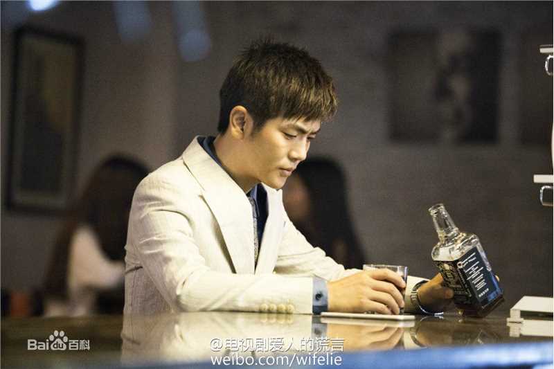 高清张晓龙在《爱人的谎言》易奕中的图册