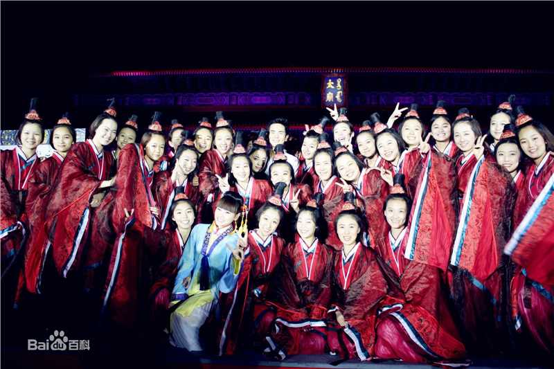 张晓龙的个人图册素颜照相册