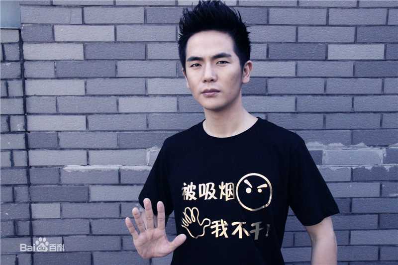 张晓龙的个人图册素颜照相册