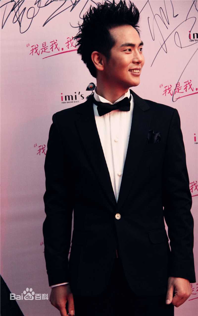 张晓龙的个人图册素颜照相册