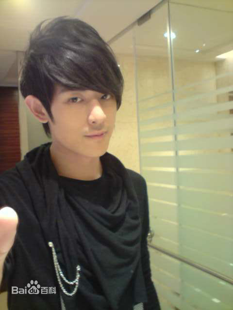 庄濠全(Owodog Zhuang)生活照图册