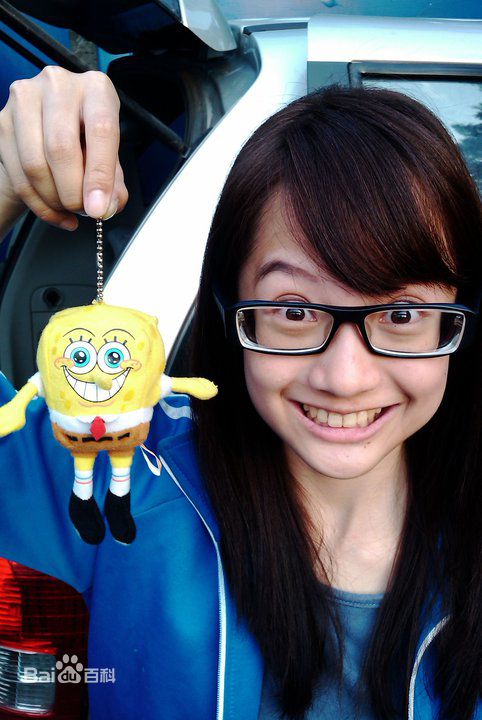 最新简嫚书性感图片