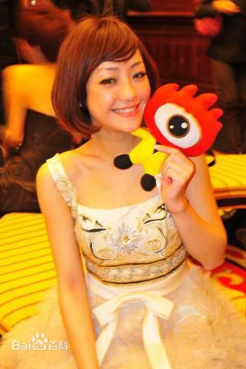 最新谢欣颖(Nikki Shie)精彩图册