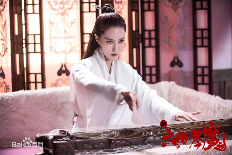 胡然新六指琴魔前后照片