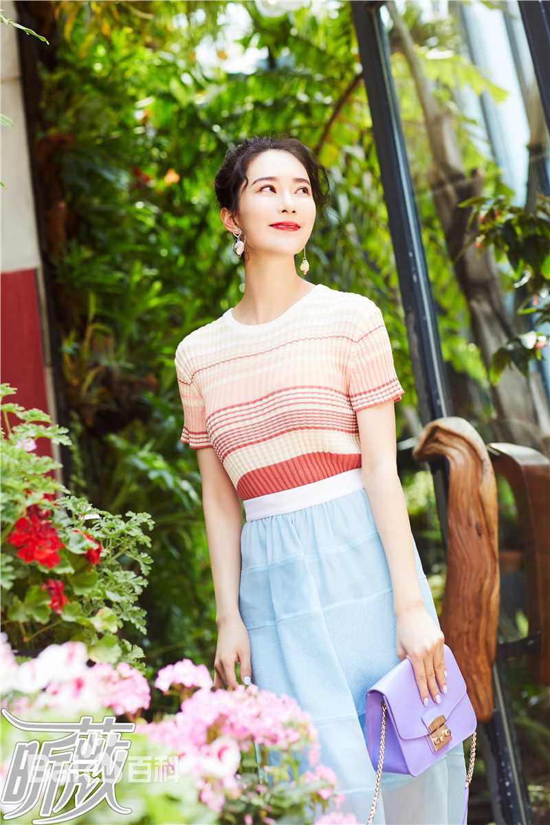 胡然在《昕薇》中的