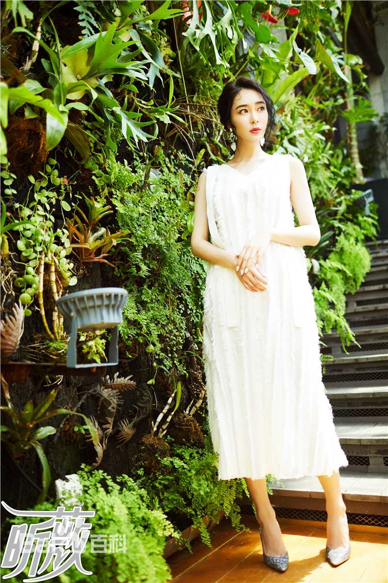 胡然在《昕薇》中的