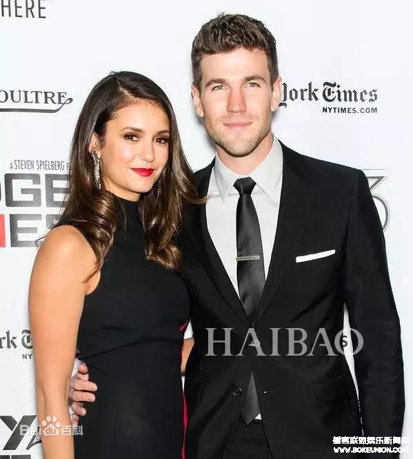 妮娜·杜波夫(Nina Dobrev)生活照素颜照相册