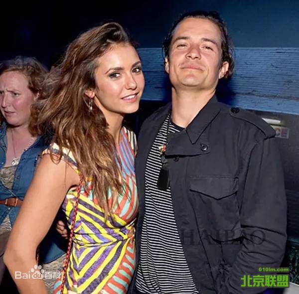 妮娜·杜波夫(Nina Dobrev)生活照素颜照相册