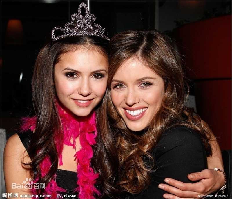 最优质妮娜·杜波夫(Nina Dobrev)生活照