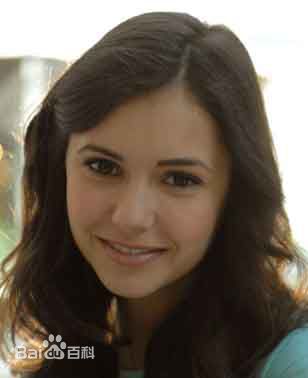 妮娜·杜波夫(Nina Dobrev)早年生活照