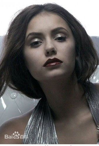 高清妮娜·杜波夫(Nina Dobrev)精彩图册