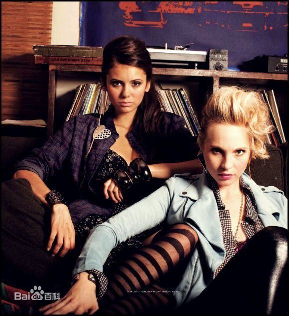 妮娜·杜波夫(Nina Dobrev)精彩图册