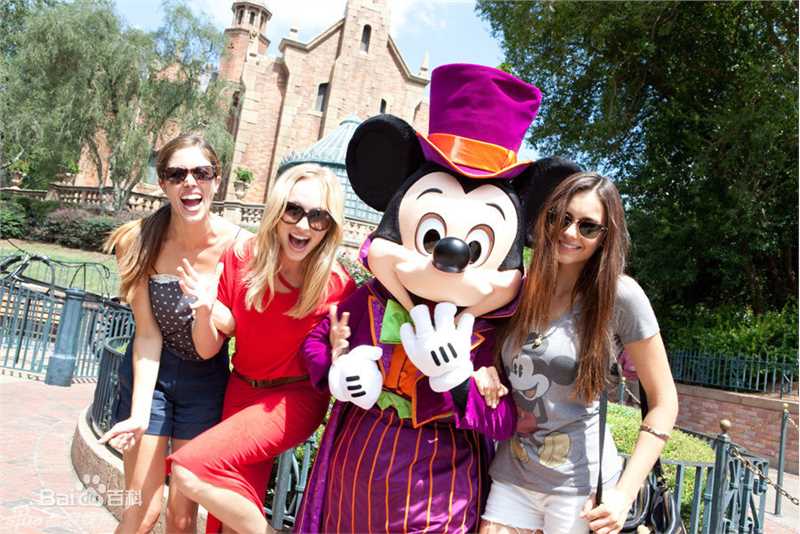 最优质妮娜·杜波夫(Nina Dobrev)精彩图册